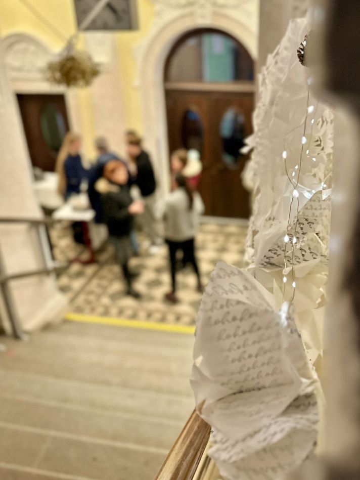 Vstup do školy během DOD